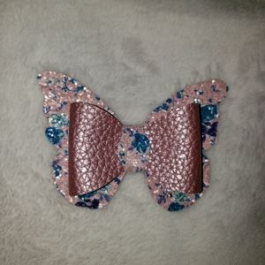 Butterfly bow